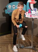 安安大明星會客室- 是元介Jay Shih駕到，未發表的新歌將在節目中首度唱給大家聽。（記者邱榮吉/攝影）