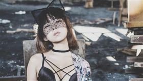 香港情色攝影師凌峰作品（圖／凌峰／SEXYNUTS）