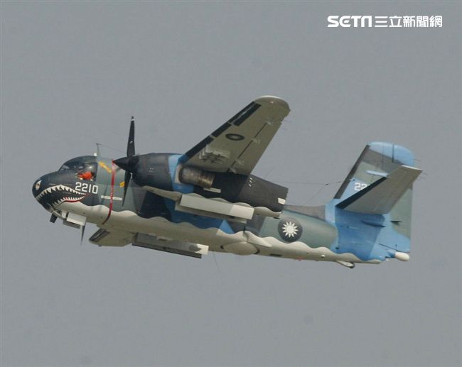 隸屬空軍第439混合聯隊的S-2T反潛機在服役30年後已正式除役功成身退，曾經有一段輝煌的戰功首次偵測到進入我領海前的中國潛艦。（記者邱榮吉/攝影）　