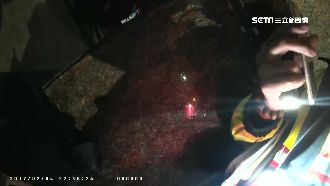 一下車就轉身跑　警衝百米壓制毒蟲