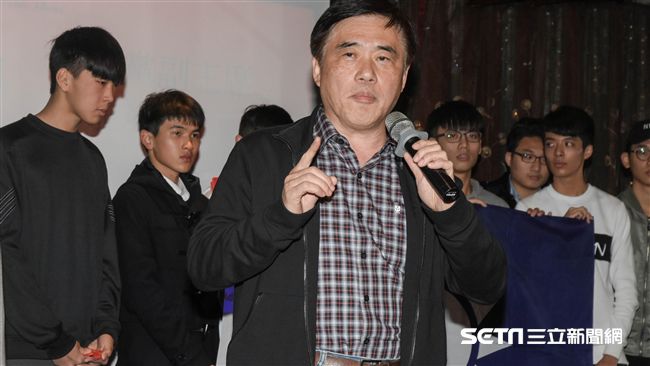 人頭黨員爭議　郝籲常會「斷然處置」