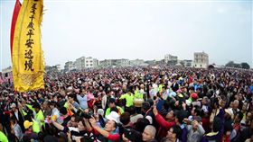 五年千歲,繞境,吃飯擔,元宵,褒忠鄉,雲林縣,扁擔,政府,燈會　圖／五年千歲臉書　https://goo.gl/A5KkHF