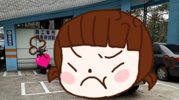 開名車就是任性！他停在機車停車格