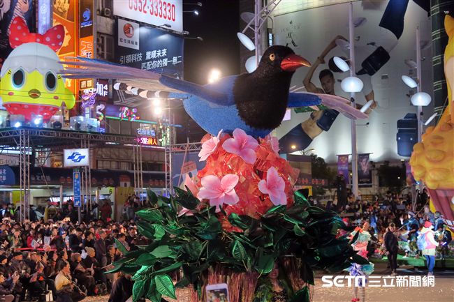 【圖輯】熱鬧慶元宵　全台燈火四射