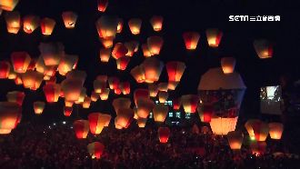 15萬人湧平溪　日韓遊客佔一半