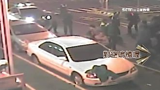 酒客為錢起衝突還襲警　警鳴7槍制止