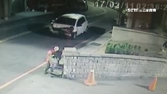 女「一夜撞七車」　下秒棄車狂奔逃逸