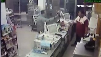 男嗆大開殺戒撞人襲警　母：沒聯絡