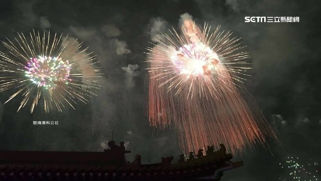 台南聖母廟煙火秀　驚見「媽祖顯靈」