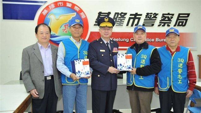 維護學童安全　基隆警執行護童專案