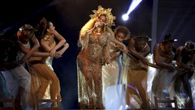 碧昂絲,Beyonce,懷孕,雙胞胎,龍鳳胎,葛萊美,GRAMMY／達志影像／美聯社