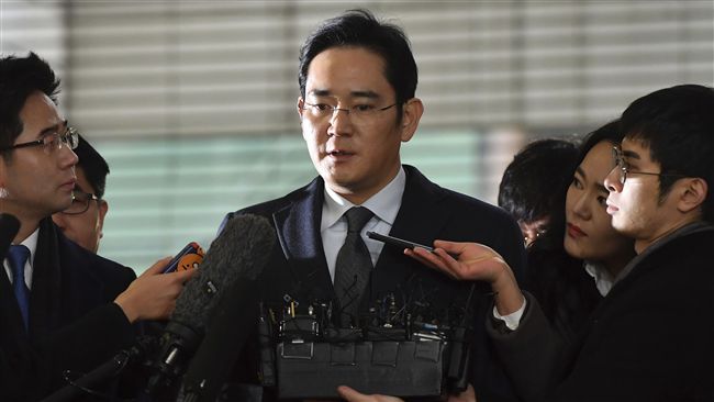 三星太子被約談臉色慘白　傳恐遭收押