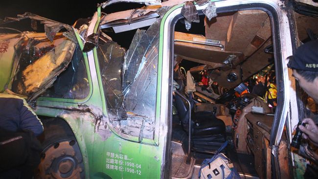 遊覽車車禍　生還者：反應不及就翻車