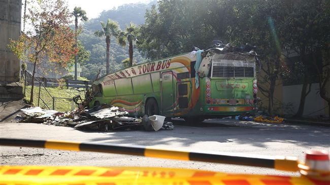 賞櫻團重大車禍　重傷者仍與死神拔河