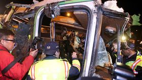 武陵賞櫻團翻車、蝶戀花旅行社、遊覽車國道翻覆、遊覽車翻車、車禍（圖／中央社）