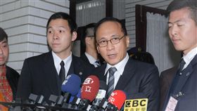 立法院第九屆第二會期臨時會結束，行政院長林全前往議場致意 圖／記者林敬旻攝