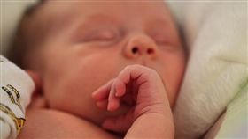 -孩子-新生兒-嬰兒-baby-▲圖／攝影者Madeleine Ball, flickr CC License-https://www.flickr.com/photos/madprime/7529280274/