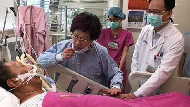 汪笨湖可自主呼吸　仍在加護病房