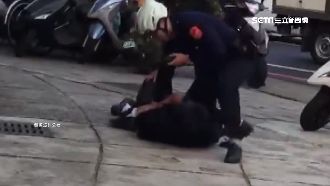 男騎車未戴安全帽　遭警攔查反嗆殺警