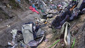 國道五號交通事故,賞櫻團,蝶戀花旅行社,檢察官勘驗現場　（圖／記者林敬旻攝）