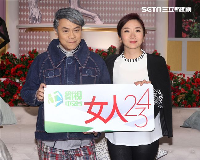 陶晶瑩主持新節目「女人234」錄影，好友來賓蔡康永到場加油打氣。（記者邱榮吉/攝影）