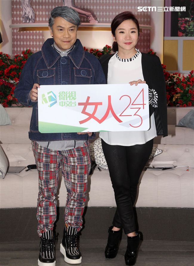 陶晶瑩主持新節目「女人234」錄影，好友來賓蔡康永到場加油打氣。（記者邱榮吉/攝影）