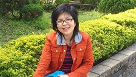 越配阮紅雲＿https://www.facebook.com/hongvan.amy/media_set?set=a.125199144250636.19202.100002816542684&type=3