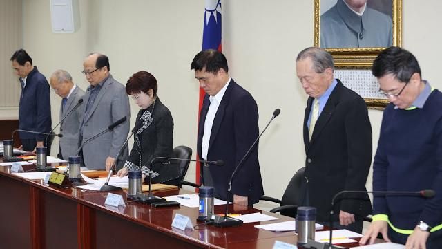 常會前默哀　柱批政府竟第一時間卸責