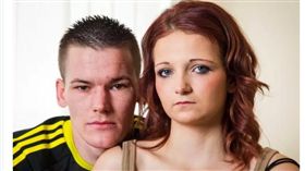 英最年輕媽媽再懷孕（圖／翻攝自太陽報）