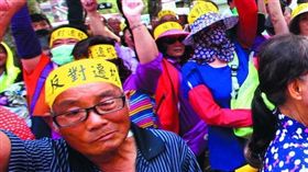 雲林麥寮橋頭國小許厝分校學童家長多數反對遷校就讀。（圖／新新聞）（名家）