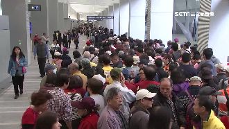 搭機場捷運　旅客領嘸號碼牌錯過班機