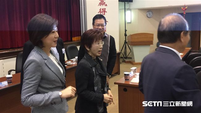 洪秀柱嗆：在黨團自主前我方便說啥？