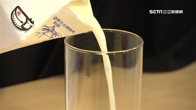 牛奶含極酸物質恐致癌？國健署這樣說