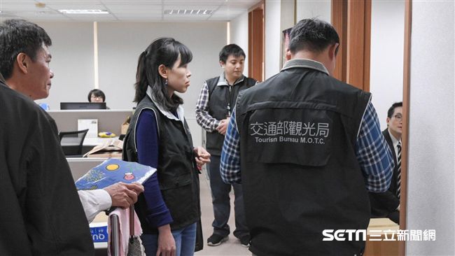 突襲勞檢客運旅行業　兩業者都違規