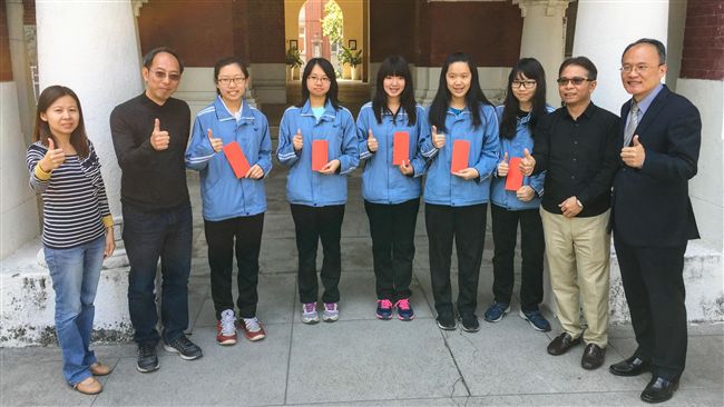 早錄取台大醫科　貧女再拚學測滿級分