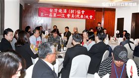 台灣燒酒集結出擊，搶攻日本燒酎、韓國真露市場發揮本土農產品優勢、台灣燒酒協會正式成立。（記者邱榮吉/攝影）