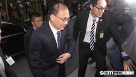 行政院長林全17日赴立法院進行施政報告 圖／記者林敬旻攝