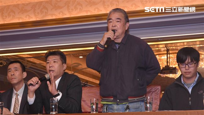 首度露面　周比蒼唸詞：人有悲歡離合