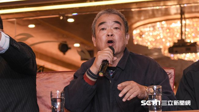 周比蒼「但願人長久」　出處是這首詞