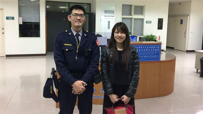 台警日語也通！櫻花妹找回手機樂開懷