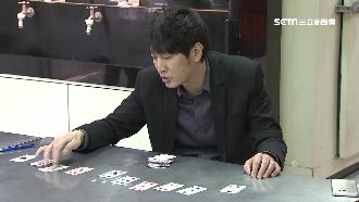 周贏20萬美金　賭神現身算牌給你看