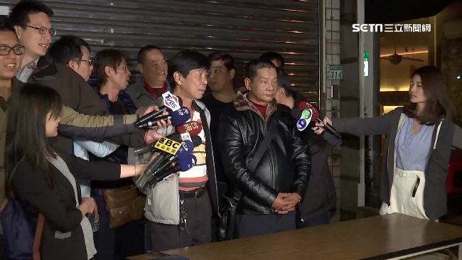 前員工看不下去　8人聯合打臉周比蒼