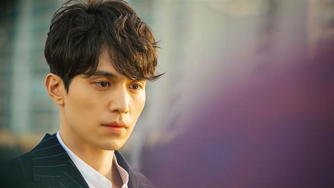 地獄使者李棟旭　人氣直逼鬼怪孔劉