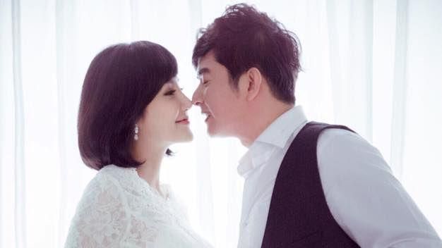 陳子玄拍孕婦寫真　老公也挺肚入鏡！