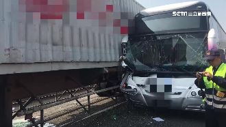 國道4車連環撞　疑未保持安全距離