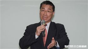 行政院發言人徐國勇轉述行政共識營相關內容 圖／記者林敬旻攝