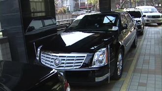 上山下海拼跑攤　立委購車首選百萬車