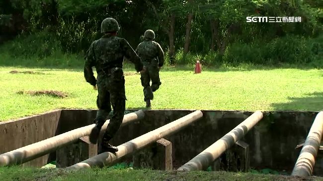 惡兵怒譙醫官「三字經」　結果GG了