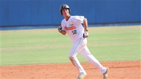 何紹彬加盟馬林魚（圖／經紀公司提供）