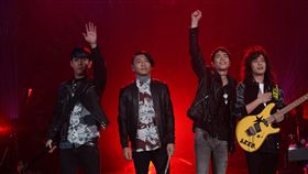 蕭敬騰演唱《It's My Life》。（圖／翻攝自喜鵲娛樂臉書）